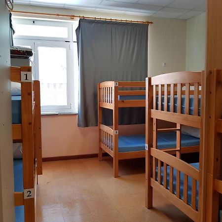 Albergue A Ponte リバデオ エクステリア 写真